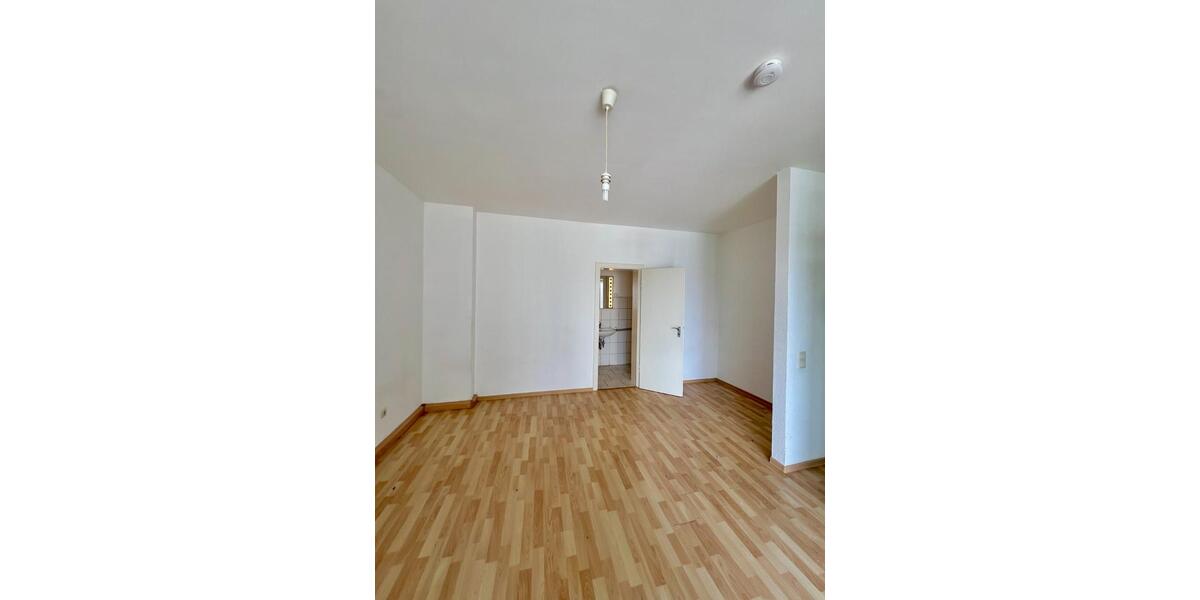 Etagenwohnung Langenfeld (Rheinland) - 1 Zimmer, 460&euro; | Angebot:23693023