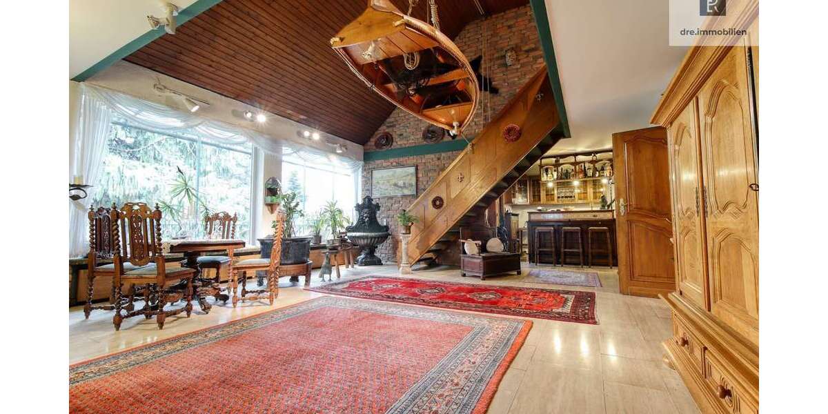 Einfamilienhaus Düsseldorf Stadtbezirk 8 - 10 Zimmer, 400 m&sup2;, 1.150.000&euro; | Angebot:27021822