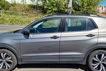VW T-Cross 77.000 km 14.500 &euro; Köln 51109