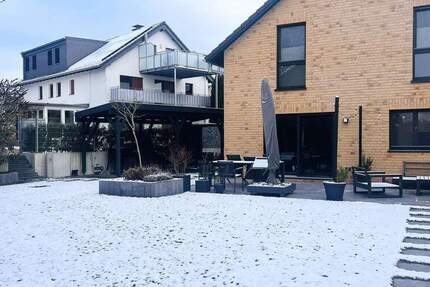 Haus Langenfeld Reusrath - 4 Zimmer, 155 m&sup2;, 2.150&euro; | Angebot:24775626