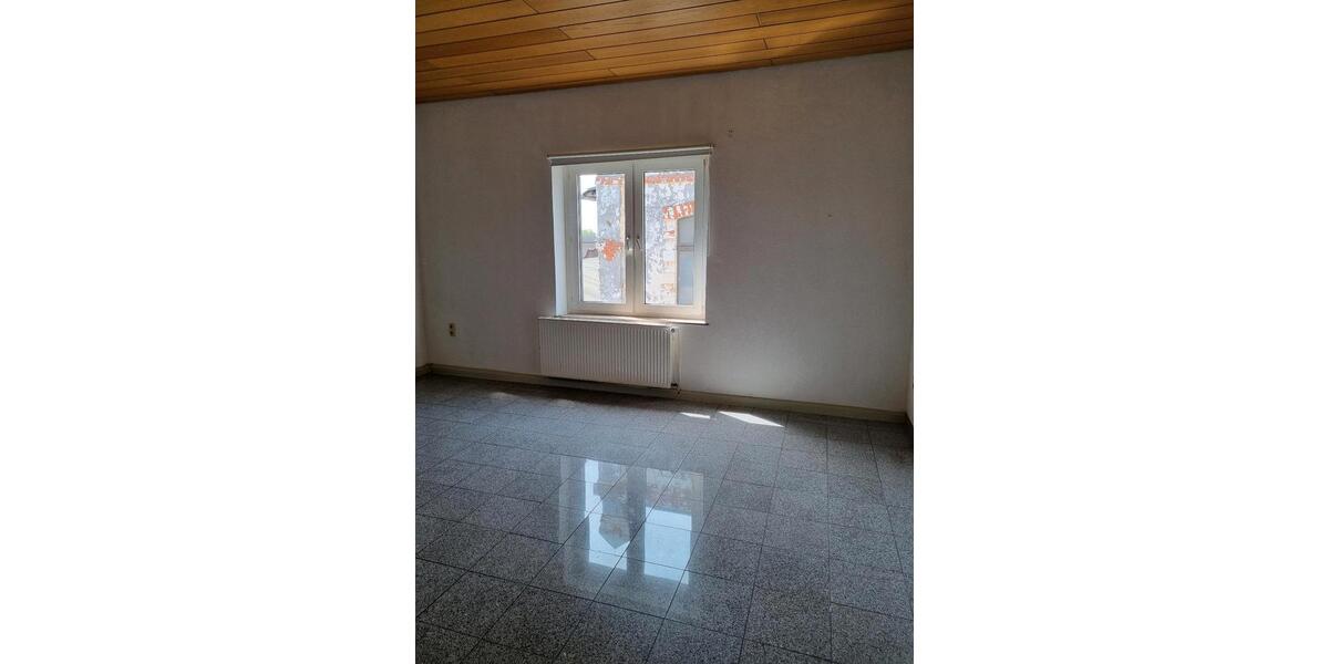 Etagenwohnung Wuppertal Gemarkung Elberfeld - 5 Zimmer, 164 m&sup2;, 1.300&euro; | Angebot:26168973