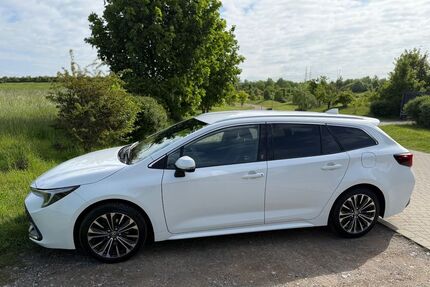 Toyota Corolla 59.000 km 24.450 &euro; Neuss 41470