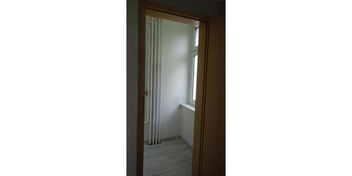 Etagenwohnung Remscheid Reinshagen - 3 Zimmer, 99 m&sup2;, 730&euro; | Angebot:26415671