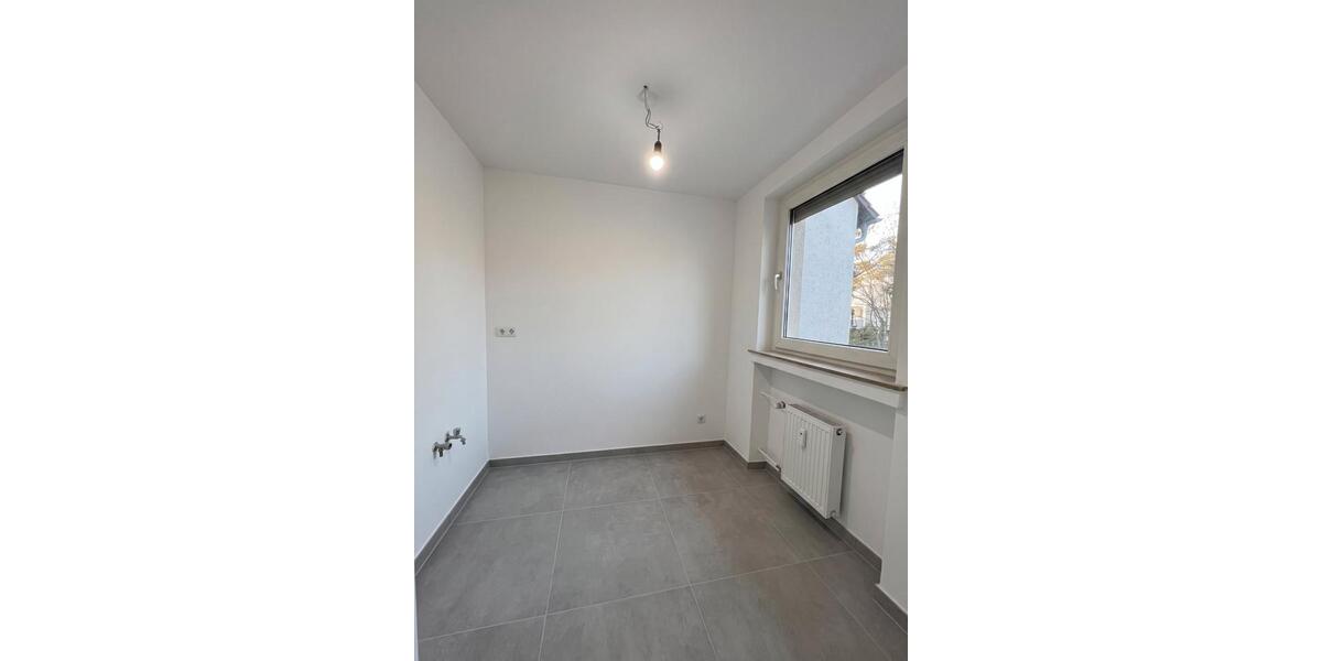 Hochparterre Leverkusen Opladen - 1 Zimmer, 37 m&sup2;, 550&euro; | Angebot:27619552