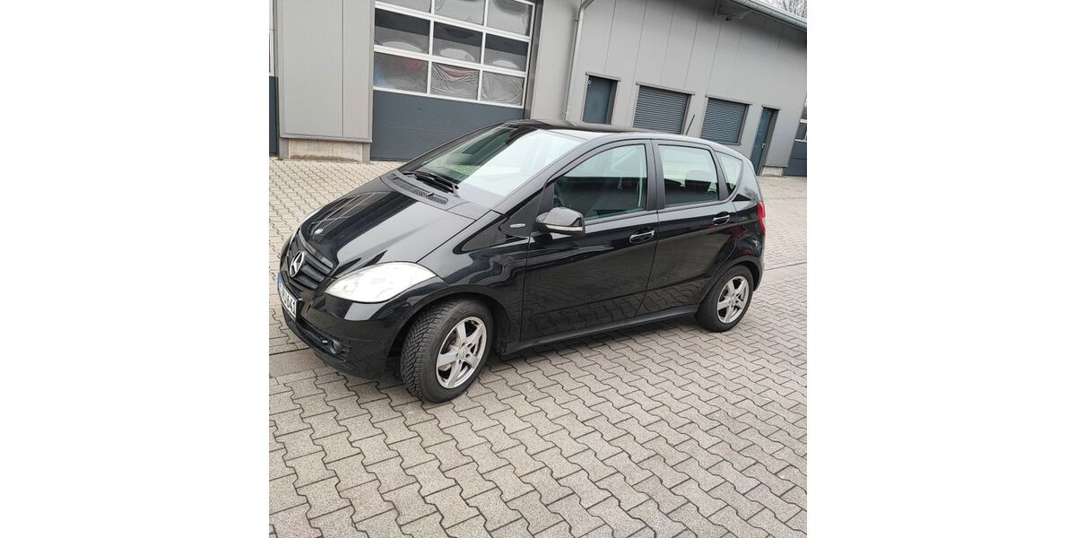 Mercedes-Benz A 160 169.500 km 3.950 &euro; Dormagen 41541