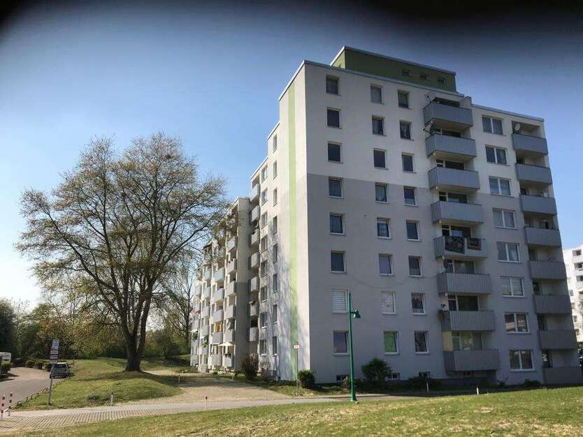 Wohnung zum Mieten in Neuss 652 € 71.19 m² 3 zimmer