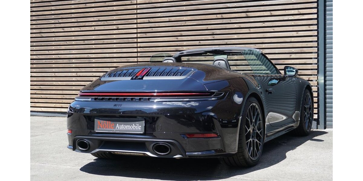 Porsche 911 Carrera S Matrix Bose Carbon HA-Lenk NP209t 5.890 km 172.400 &euro; Wuppertal 42327