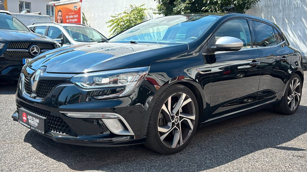 Renault Megane 131.769 km 11.490 &euro; Düsseldorf 40591