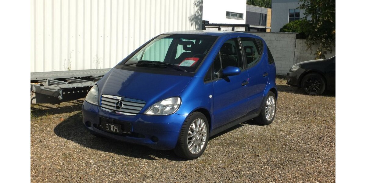 Mercedes-Benz A 190 AVANTGARDE AUTOMATIK KLIMA TEILLEDER 173.215 km 3.500 &euro; Köln 50858