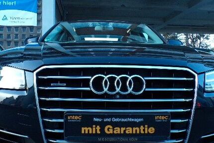 Audi A8 169.918 km 24.900 &euro; Köln 51069