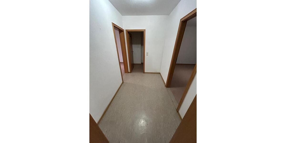 Dachgeschoßwohnung Wuppertal Arrenberg - 3 Zimmer, 100 m&sup2;, 800&euro; | Angebot:24508408