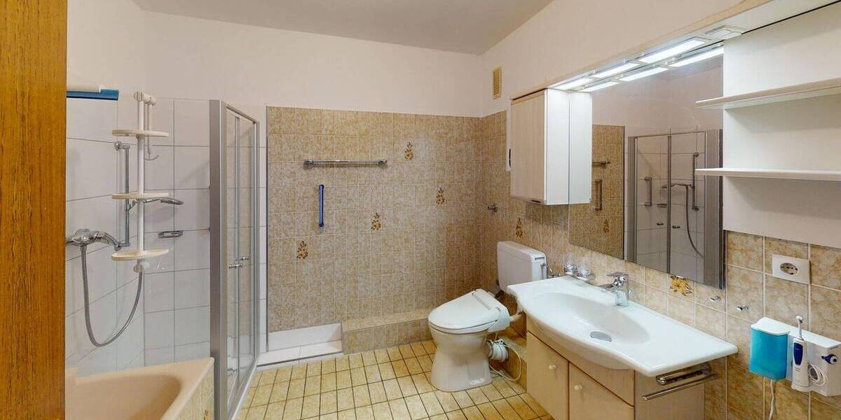 Etagenwohnung Essen Stadtkern - 2 Zimmer, 78 m&sup2;, 225.000&euro; | Angebot:26377390
