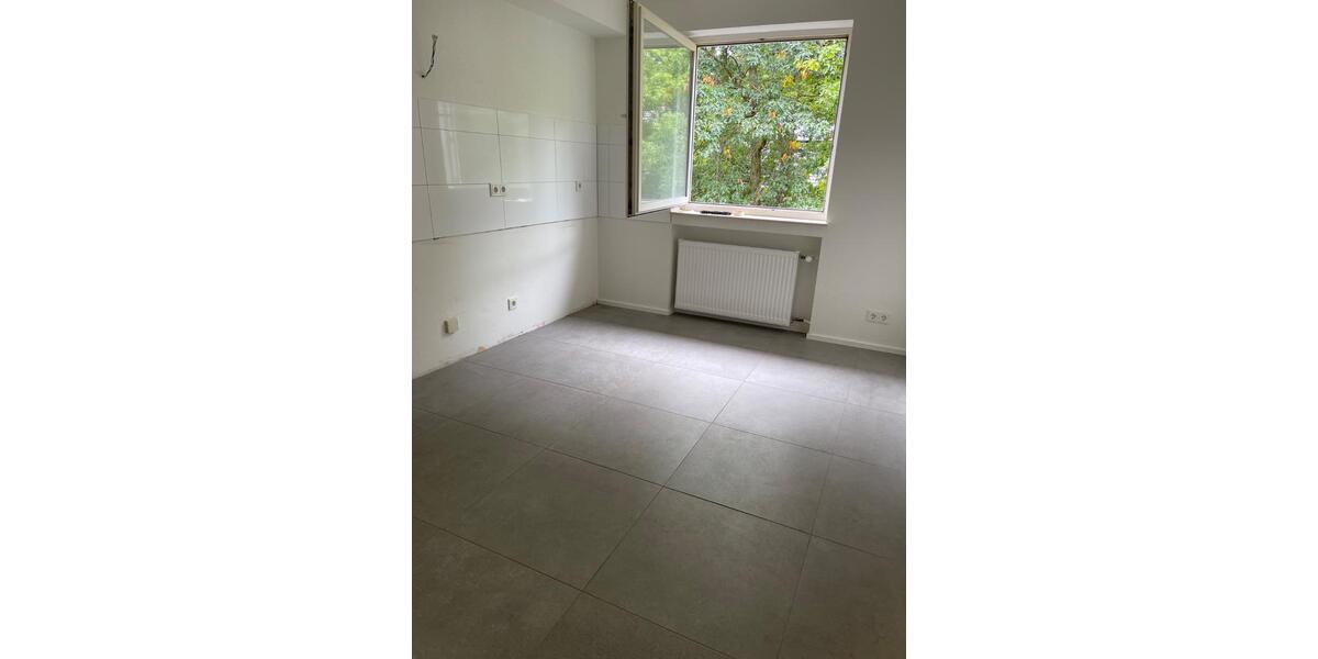 Etagenwohnung Köln Kalk - 1 Zimmer, 42 m&sup2;, 820&euro; | Angebot:24527843