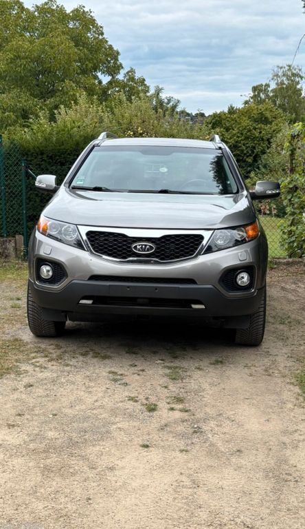 Kia Sorento 129.000 km 12.300 € Bergisch Gladbach 51469