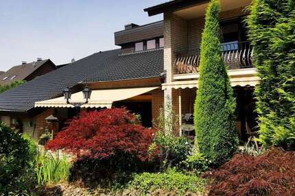 Haus Bergisch Gladbach Paffrath - 11 Zimmer, 300 m&sup2;, 1.790.000&euro; | Angebot:23599215