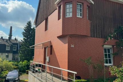 Haus Wuppertal Barmen - 8 Zimmer, 202 m&sup2;, 450.000&euro; | Angebot:25855793