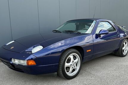 Porsche 928