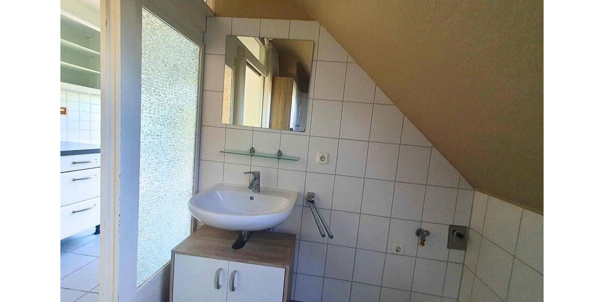 Dachgeschoßwohnung Leverkusen Opladen - 2 Zimmer, 45 m&sup2;, 495&euro; | Angebot:26636040