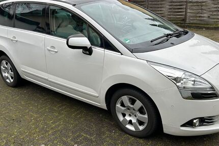 Peugeot 5008 159.000 km 3.650 &euro; Köln 51069
