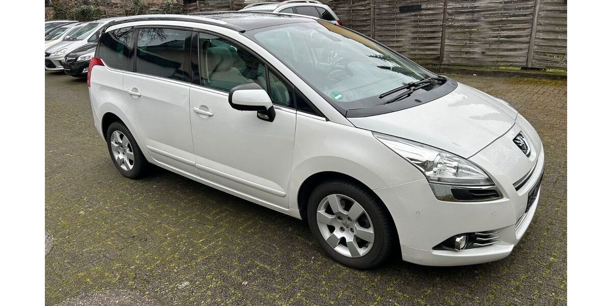 Peugeot 5008 159.000 km 3.650 &euro; Köln 51069
