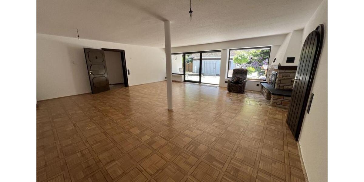 Exklusives,EFH mit Einlieger-Whg.In idyllischer Lage, Wiescheid zimmer