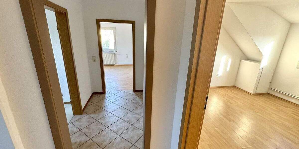 Etagenwohnung Leverkusen Quettingen - 4 Zimmer, 66 m&sup2;, 173.000&euro; | Angebot:23851928