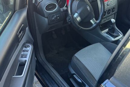 Ford Focus 195.000 km 2.600 &euro; Köln 50823