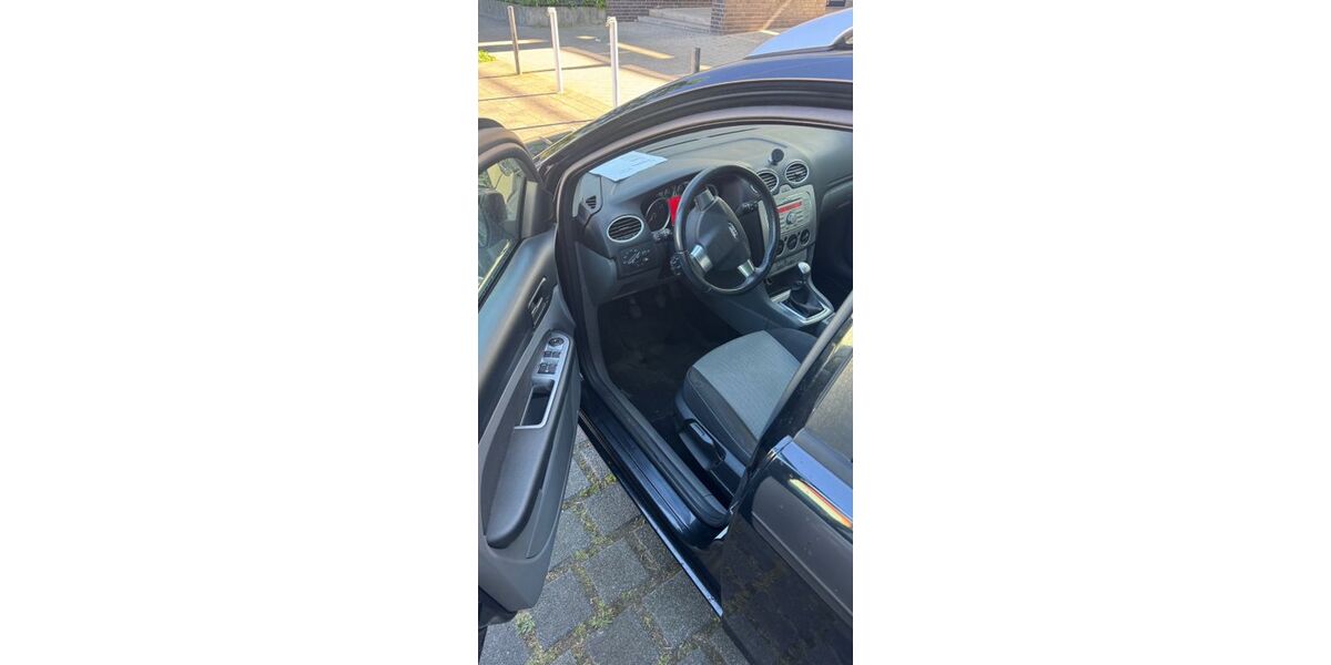 Ford Focus 195.000 km 2.600 &euro; Köln 50823