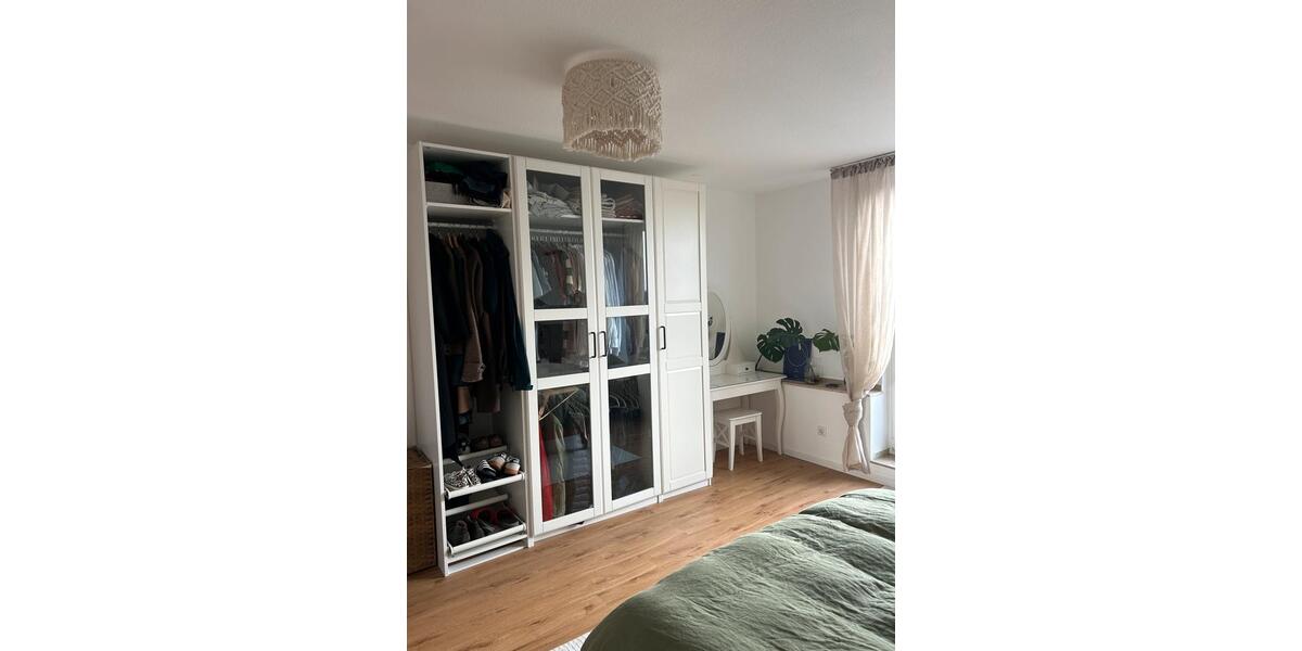 Dachgeschoßwohnung Köln Ehrenfeld - 3 Zimmer, 85 m&sup2;, 1.190&euro; | Angebot:24941220