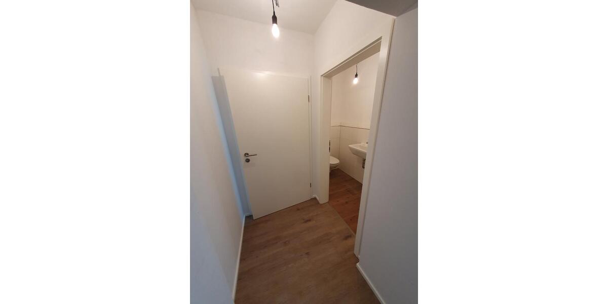 Etagenwohnung Bergisch Gladbach Alt-Frankenforst - 3 Zimmer, 114 m&sup2;, 1.550&euro; | Angebot:27624008
