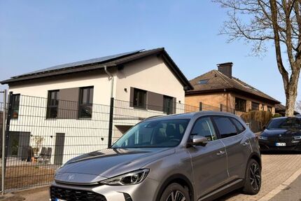 MG ZS 4.526 km 20.900 &euro; Wuppertal 42105