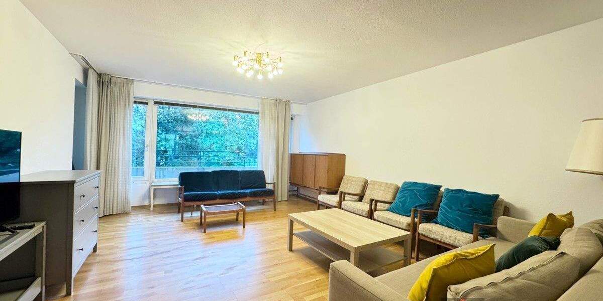 Etagenwohnung Düsseldorf Golzheim - 5 Zimmer, 105 m&sup2;, 550.000&euro; | Angebot:24810215