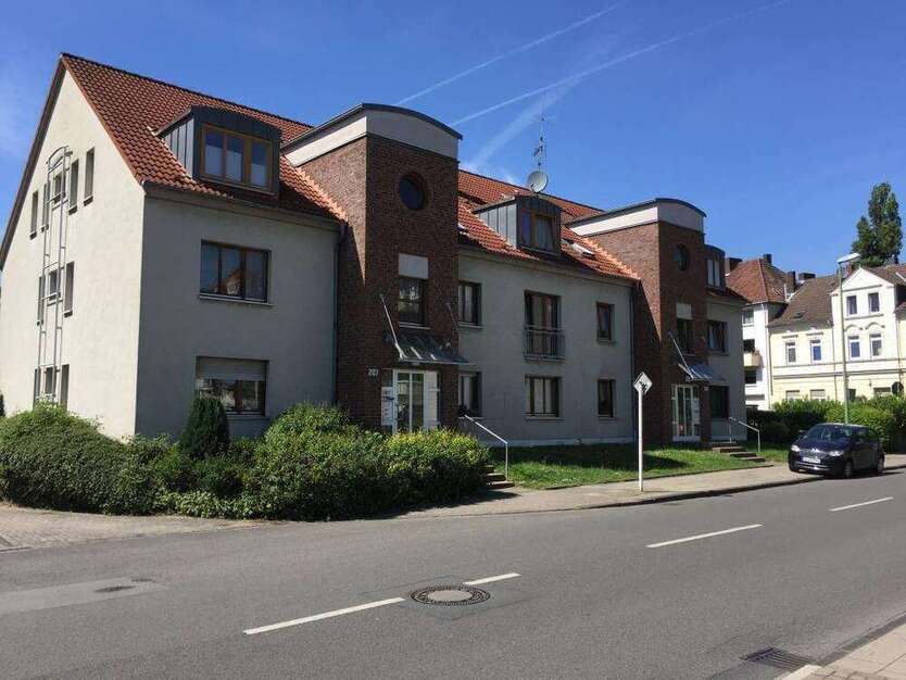 Wohnung zum Mieten in Essen 310,66 € 52.35 m²