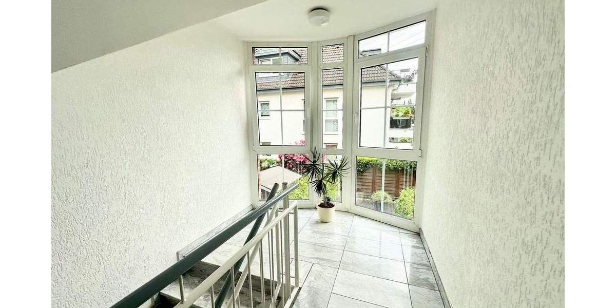 Etagenwohnung Hilden Kalstert - 4 Zimmer, 113 m&sup2;, 419.000&euro; | Angebot:25689208