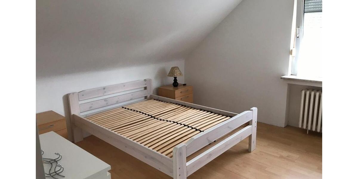 Dachgeschoßwohnung Heiligenhaus - 2 Zimmer, 48 m&sup2;, 350&euro; | Angebot:24827996