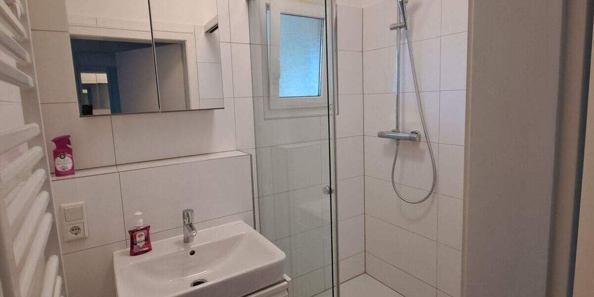 Zimmer Köln Weidenpesch - 1 Zimmer, 22 m&sup2;, 580&euro; | Angebot:26627285