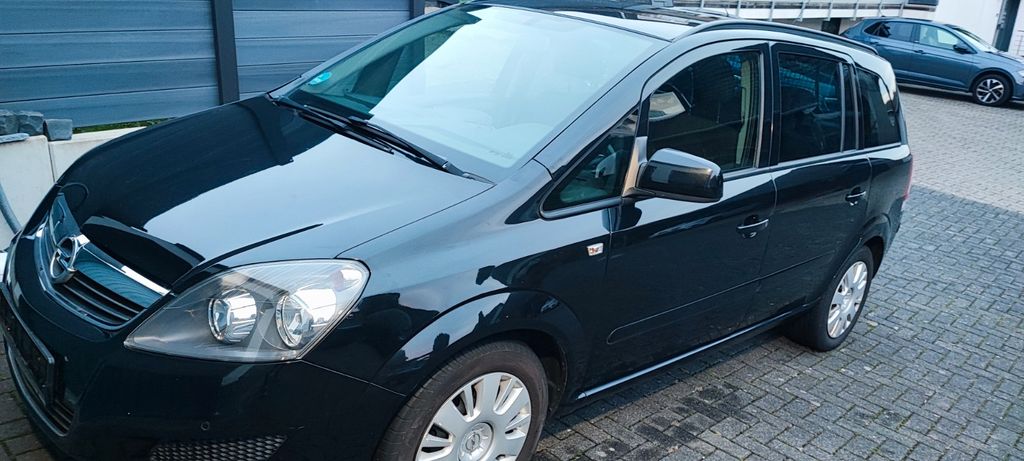 Opel Zafira 225.000 km 4.000 € Burscheid 51399