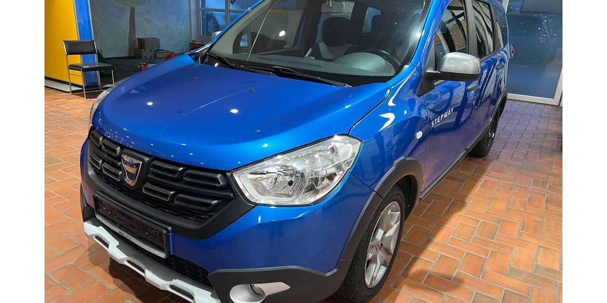 Dacia Lodgy 115.900 km 12.800 € Halver 58553