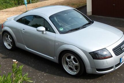 Audi TT 140.000 km 14.500 &euro; Bergisch Gladbach 51427