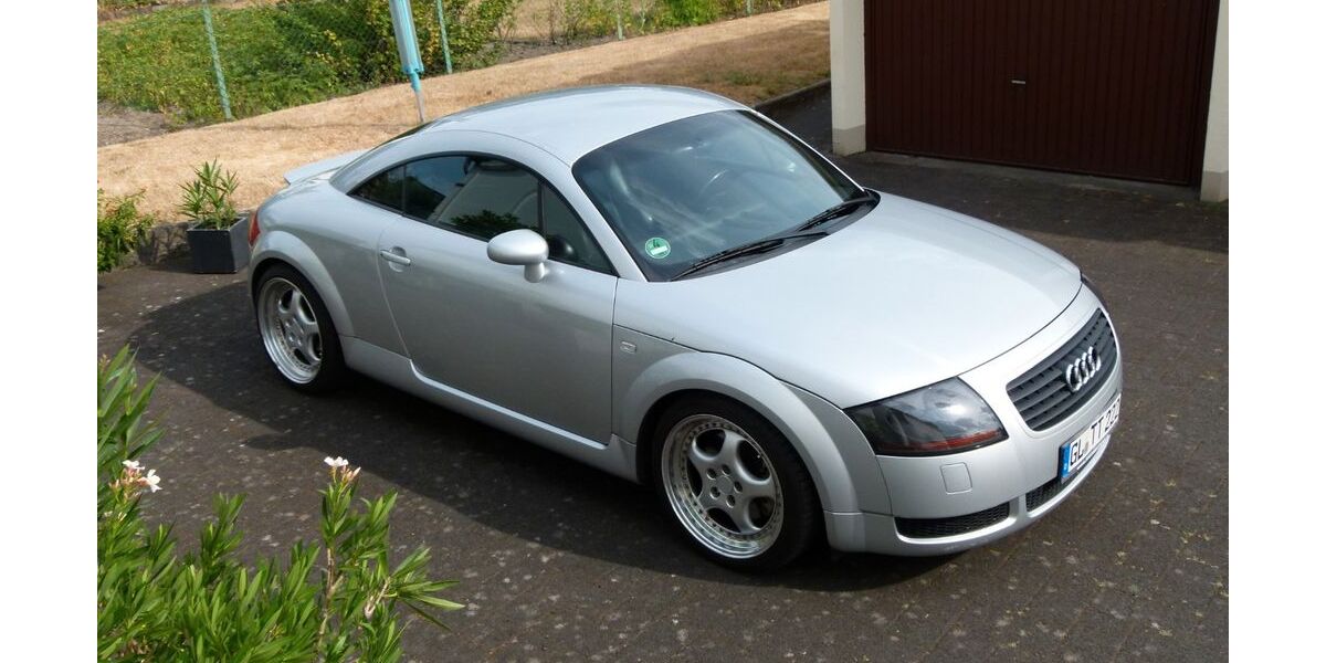 Audi TT 140.000 km 14.500 &euro; Bergisch Gladbach 51427