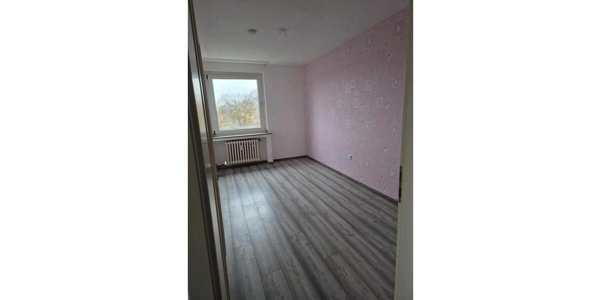Etagenwohnung Neuss Gnadental - 3 Zimmer, 76 m&sup2;, 1.117&euro; | Angebot:24691909