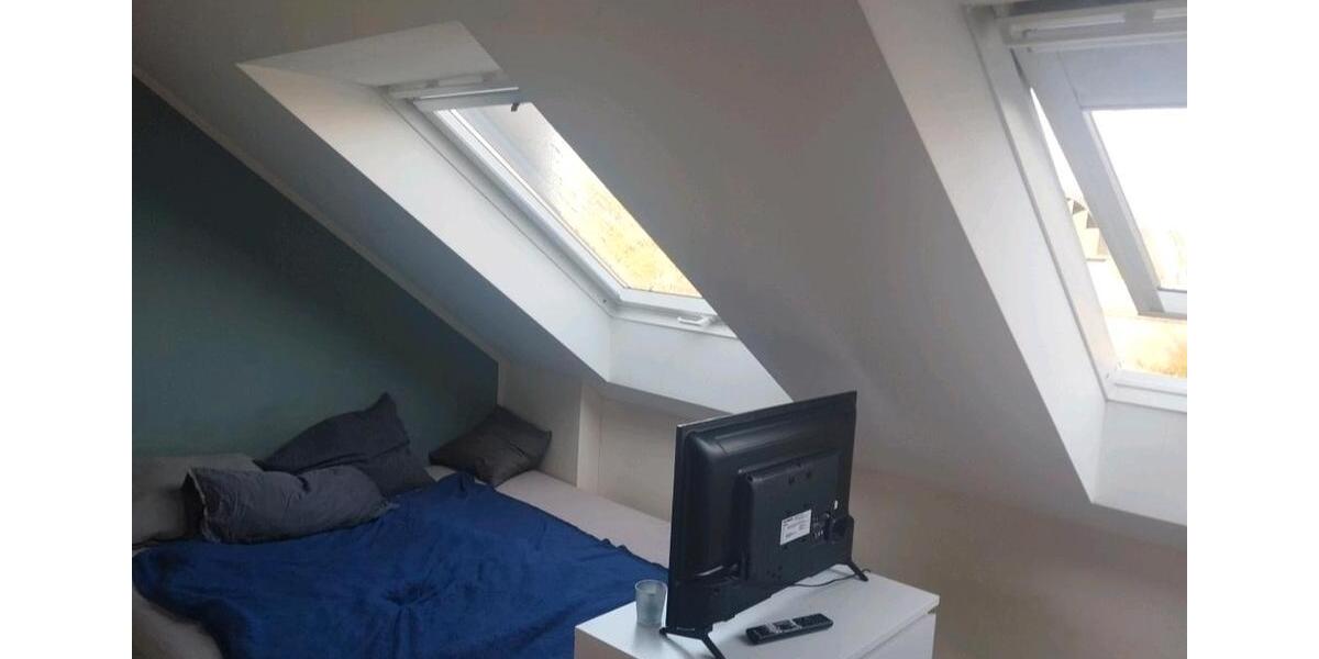 Dachgeschoßwohnung Neuss Furth-Mitte - 2 Zimmer, 70 m&sup2;, 247.000&euro; | Angebot:26165906