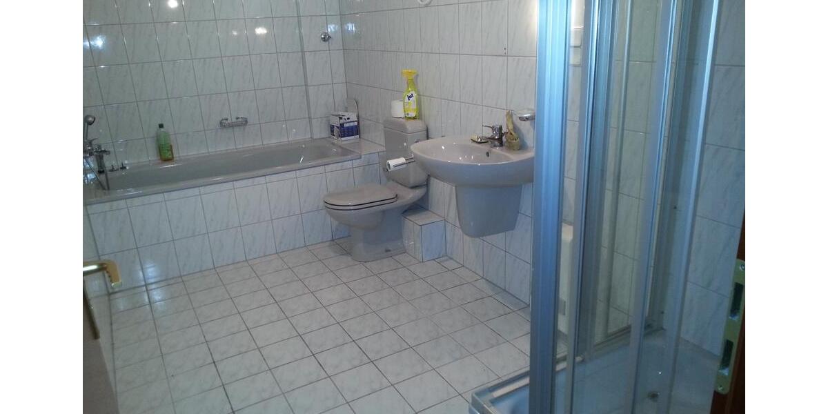 Etagenwohnung Wuppertal Gemarkung Langerfeld - 3 Zimmer, 81 m&sup2;, 180.000&euro; | Angebot:26084761