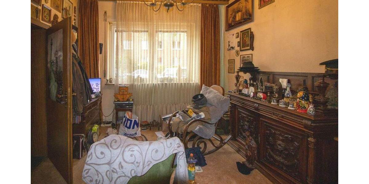 Reihenmittelhaus Neuss Furth-Süd - 5 Zimmer, 117 m&sup2;, 275.000&euro; | Angebot:24049342