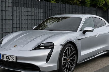 Porsche Taycan 209.500 km 40.900 &euro; Solingen 42655