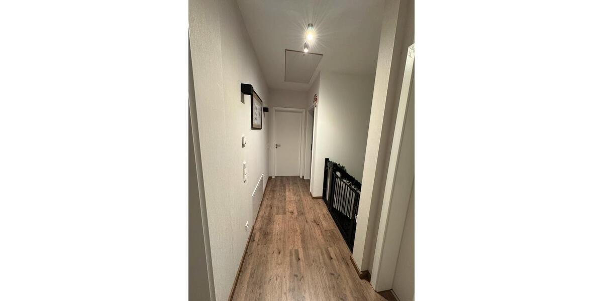 Einfamilienhaus Solingen Höhscheid - 5 Zimmer, 130 m&sup2;, 670.000&euro; | Angebot:24593273