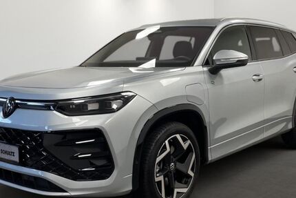 VW Tayron 8.939 km 48.990 &euro; Düsseldorf 40233