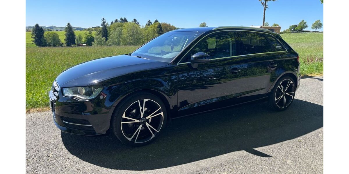 Audi A3 131.000 km 10.000 &euro; Wermelskirchen 42929