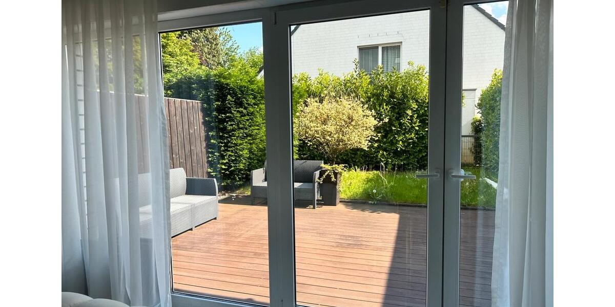 Reihenhaus Düsseldorf Stadtbezirk 7 - 6 Zimmer, 166 m&sup2;, 3.300&euro; | Angebot:27615910