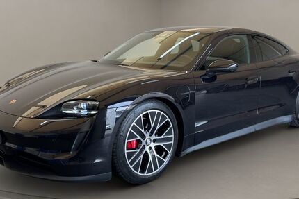 Porsche Taycan 20.063 km 82.800 &euro; Köln 50823
